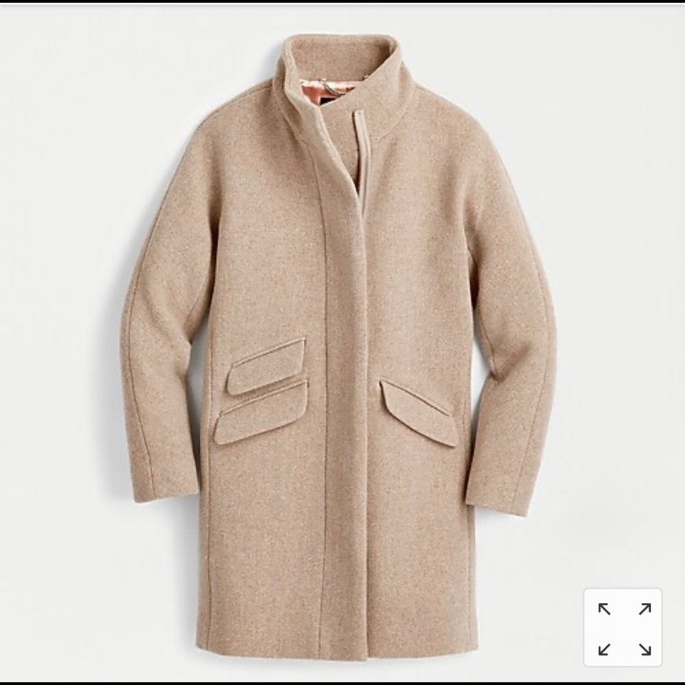 Cocoon coat in Italian stadium-cloth wool